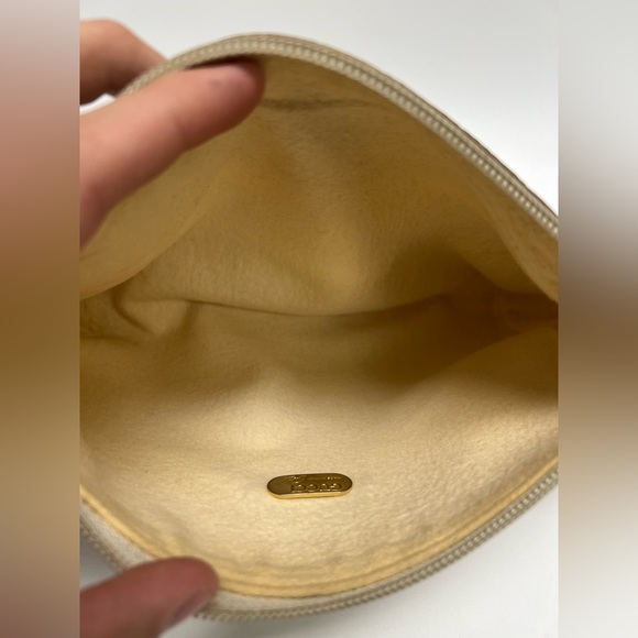 Gucci plus clutch - Picture 10 of 11